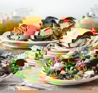 Sumo Salad - Broadbeach - Accommodation Bookings