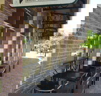 Ritz Cafe - Accommodation Bookings