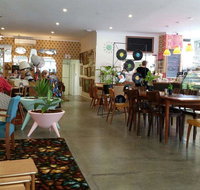 Mid-Century Cafe and Collectables - Accommodation Bookings