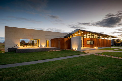 Shaw Wines - Accommodation Bookings 1