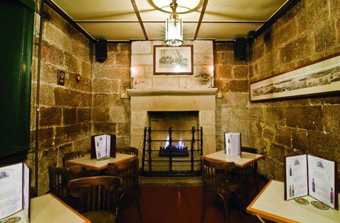 The Hero Of Waterloo Hotel - Accommodation Bookings 0
