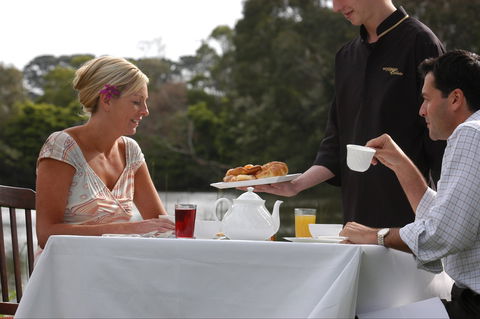 Woodman Estate's Restaurant - Accommodation Bookings 2