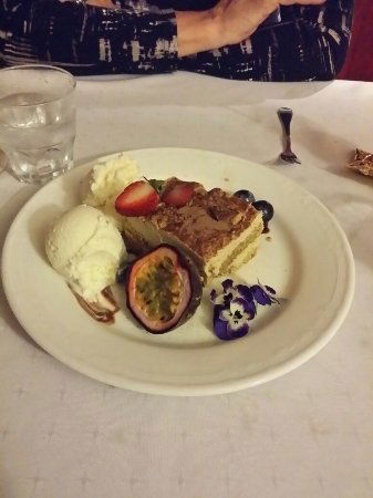 Anna's Restaurant - Accommodation Bookings 0