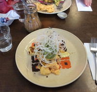 Straight up Coffee  Food - Accommodation Bookings