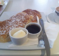Luv a Coffee - Springwood - Accommodation Bookings