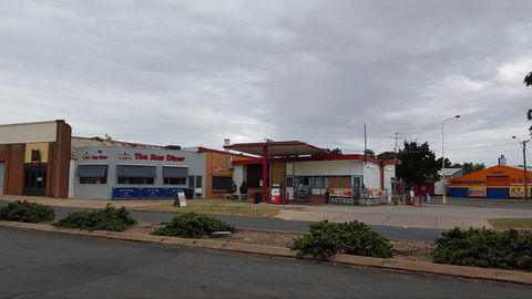 South West Cafe Grenfell - Accommodation Bookings 1