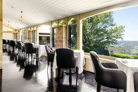 Hardy's Verandah Restaurant - Accommodation Bookings 2