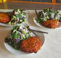 Pizzatude - Accommodation Bookings