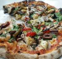 Louie's Pizza and Grill - Accommodation Bookings