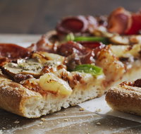 Domino's - Smithfield - Accommodation Bookings