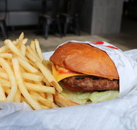 Carl's Jr. - Beenleigh - Accommodation Bookings