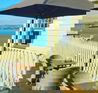 East Coast Lounge - Accommodation Bookings