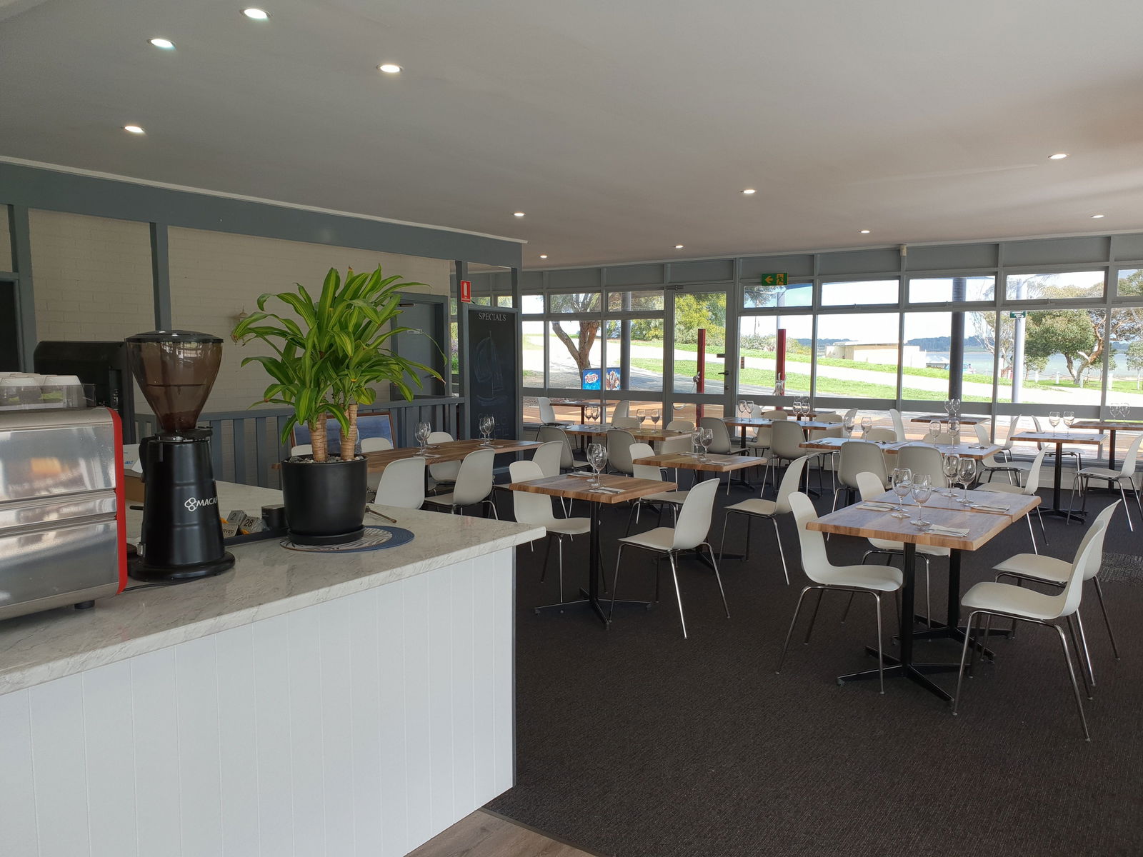 Clayton Bay SA Accommodation Bookings