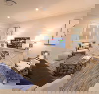 Spit Shack - Airport  Pialligo - Accommodation Bookings