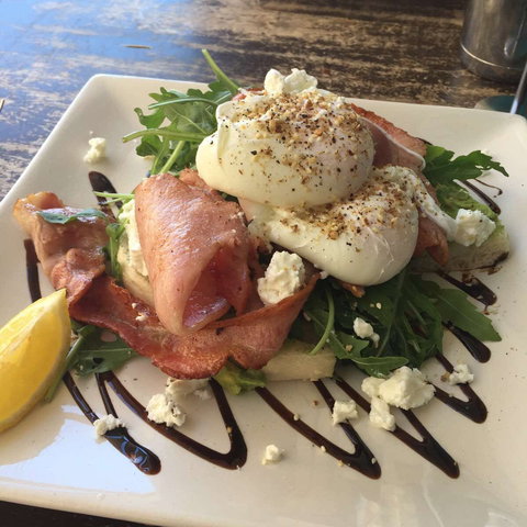 Gilligan's - Accommodation Bookings 0