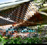Beach Hotel - Accommodation Bookings