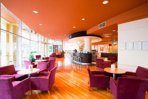 Sirocco Restaurant And Bar - Holiday Inn Potts Point - Accommodation Bookings 0
