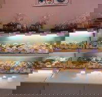 Queen's Bakery