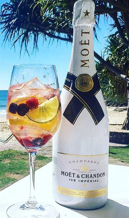 Sails Beach Restaurant & Bar - Accommodation Bookings 4