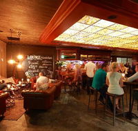 The Lounge - Accommodation Bookings