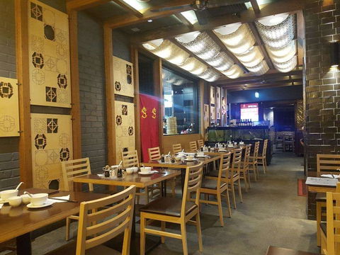 8 Dragons- Dooleys Lidcombe - Accommodation Bookings 0