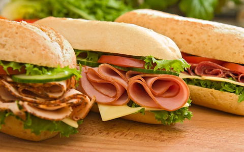 Subway - Biggera Waters - Accommodation Bookings 0