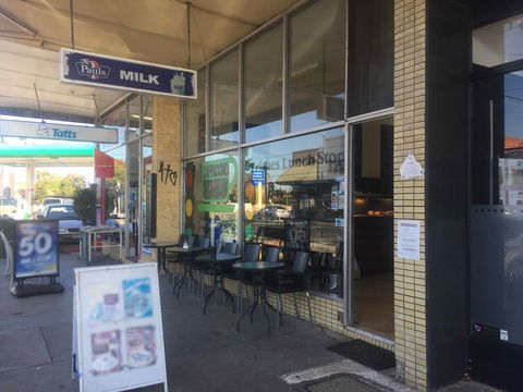 Trishes Lunch Stop - Accommodation Bookings 0