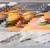 Robin Hood Hotel - Accommodation Bookings