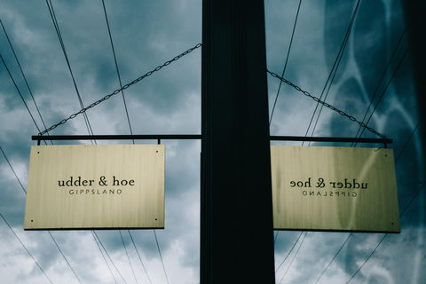 Udder & Hoe - Accommodation Bookings 0
