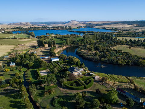 Lawrenny Estate Distillery - Accommodation Bookings 0