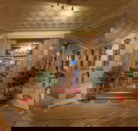 Miles Windsor Hotel - Accommodation Bookings