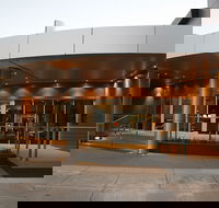 Gundagai District Services Club - Accommodation Bookings
