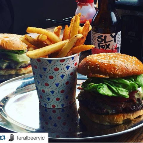 Huxtaburger - Collingwood - Accommodation Bookings 0