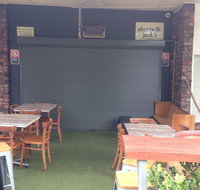 Skeeta's Local - Accommodation Bookings