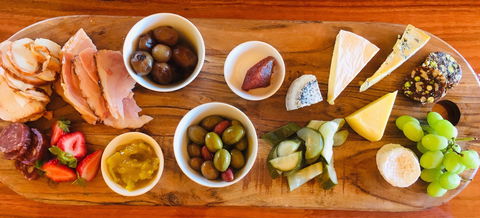Whimwood Estate Wines Cellar Door - Accommodation Bookings 1