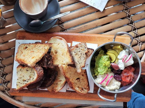 The Grumpy Baker - Newtown - Accommodation Bookings 0