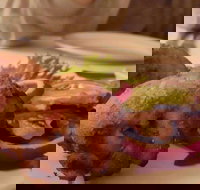 Bombay By Night - Accommodation Bookings