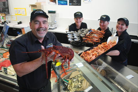 The Fresh Fish Place Fish Market & Café - Accommodation Bookings 2