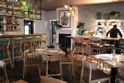 Cook And Mason - Accommodation Bookings 0