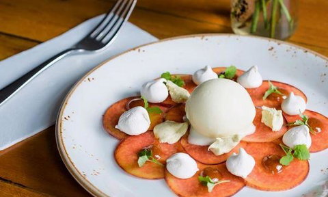 Santoni Pizza - Accommodation Bookings 10