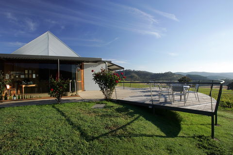 Dalwhinnie Wines - Accommodation Bookings 1