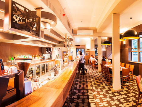 Woodville Hotel - Accommodation Bookings 1