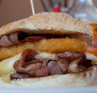 Trader Joe's Garage - Cafe - Accommodation Bookings