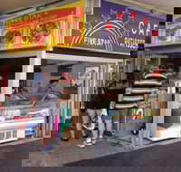 Five Star Hot Food - Accommodation Bookings