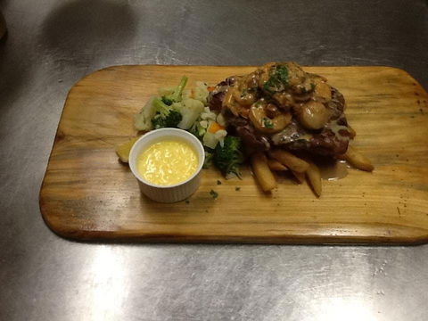 The Blue Parrot Cafe - Accommodation Bookings 0