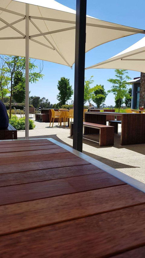 The Clubhouse - Sandhurst Club - Accommodation Bookings 0