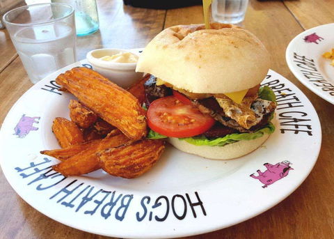 Hog's Australia's Steakhouse - Main Beach - Accommodation Bookings 0