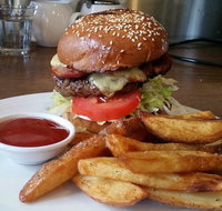 Kardinia Outlet Cafe - Accommodation Bookings