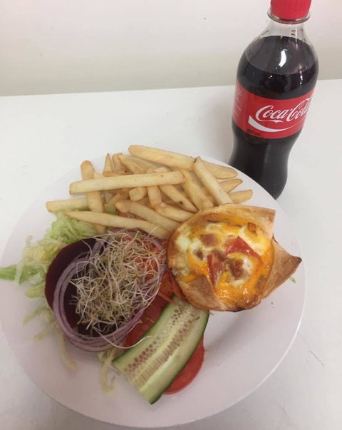 Mad Dog's Cafe - Accommodation Bookings 0