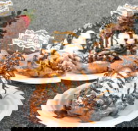 World Famous Funnel Cakes - Accommodation Bookings